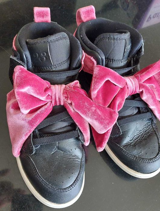 Ghete fetita Nike cu arici