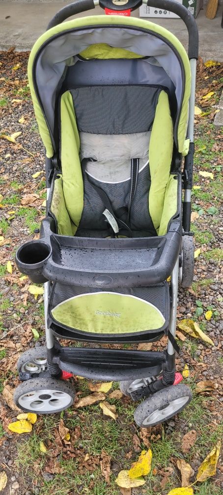 Carucior goodbaby + scaun pentre copiii pentru plimbări/maşină