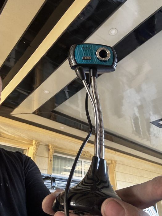 Веб камера сотилади