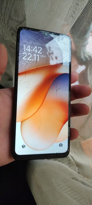 De vânzare smartphone u din poze