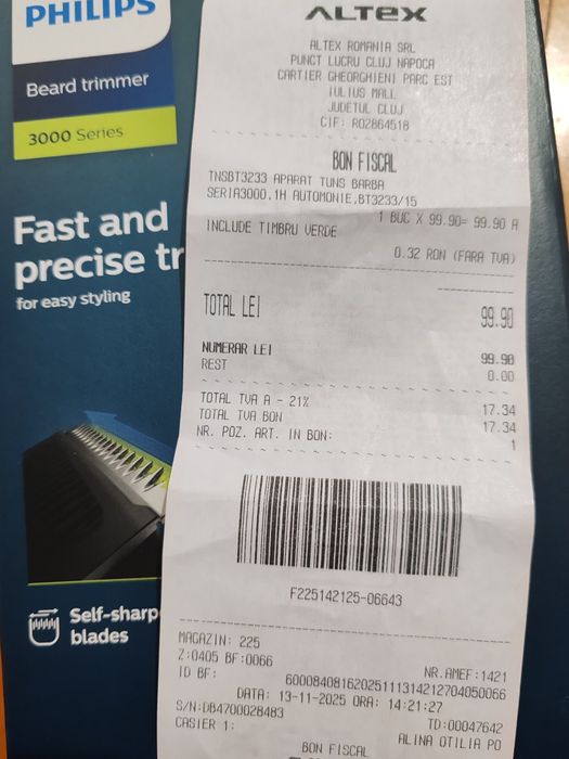 Vand masina tuns barba.