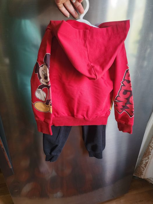 Костюм на 3-4 года Zara