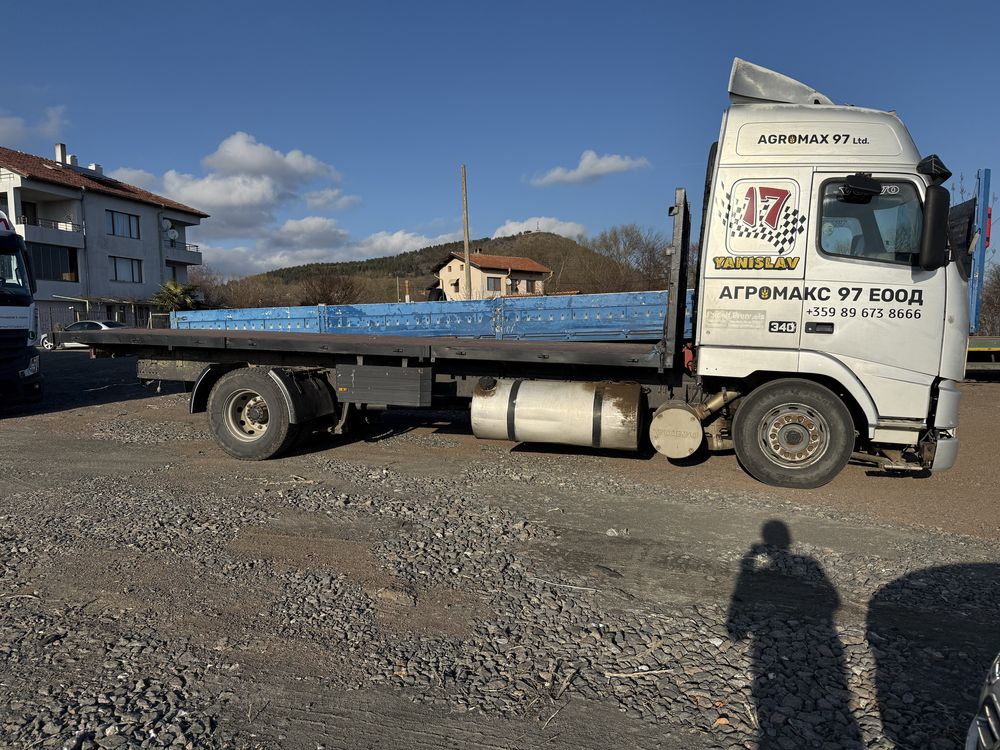 Камион Волво FH12 340кс на части. Или цял
