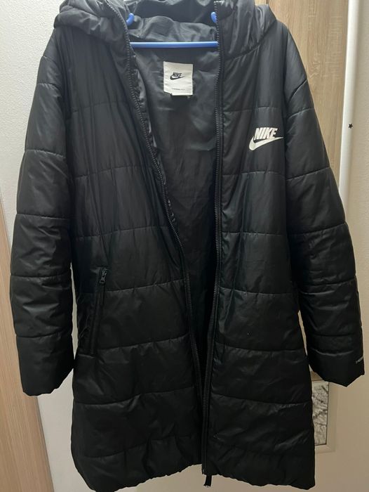 Geaca  dama  originala  Nike  neagră mărimea L