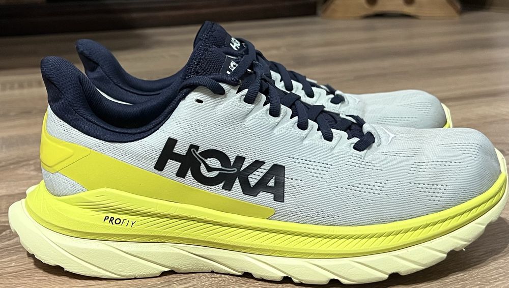 Hoka Mach 4… marime 42