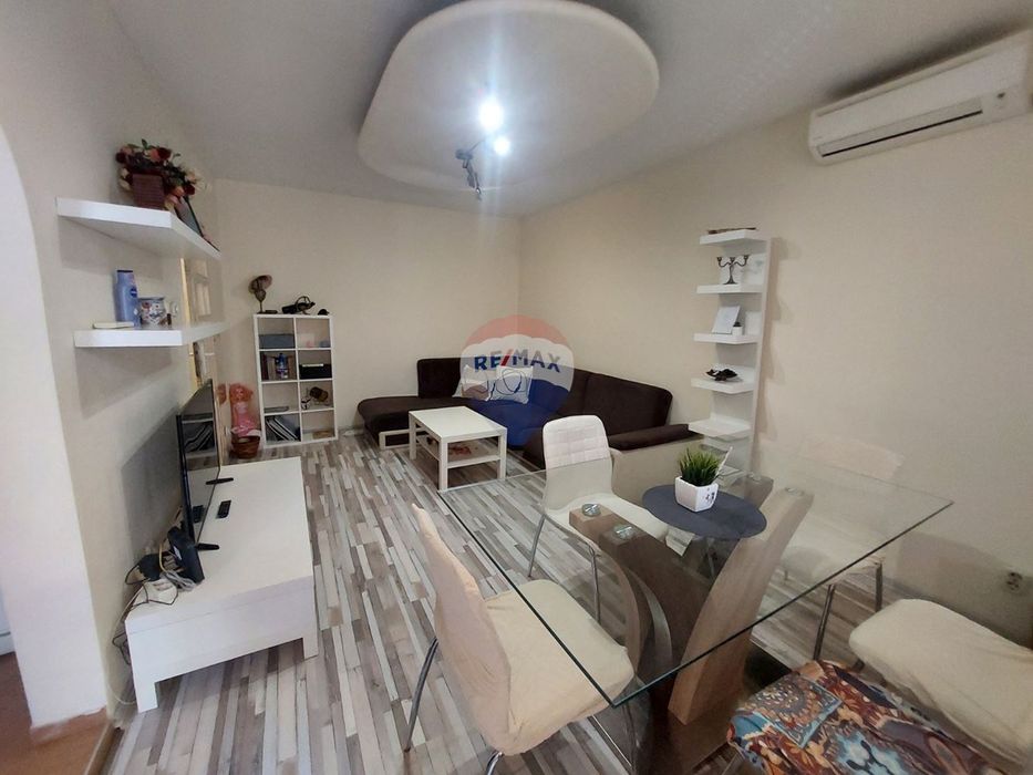 Продава се Тристаен апартамент в Варна, Централна поща - 81 кв.м за 2680 €/кв.м - Снимка #1