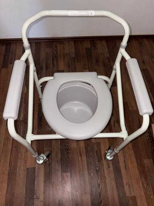 NOU OEFRTĂ 250 lei Vând scaun NOU cu vas de toaleta / WC, pliabil