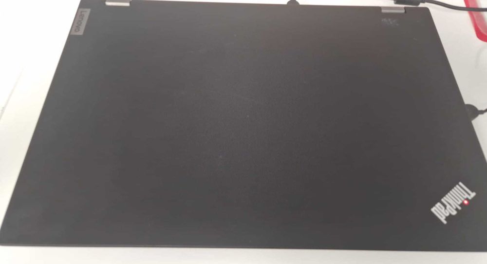 Laptop Lenovo ThinkPad P15 Gen 2 cu procesor Intel® Core™ i7-11850H