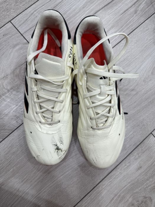 Футболни обувки  adidas