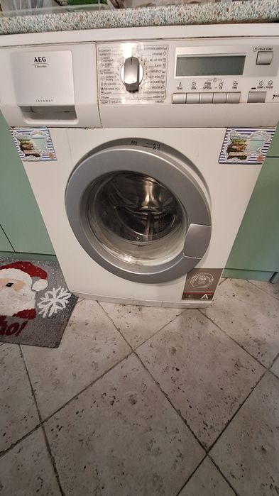 Продавам перашня AEG 50 лв