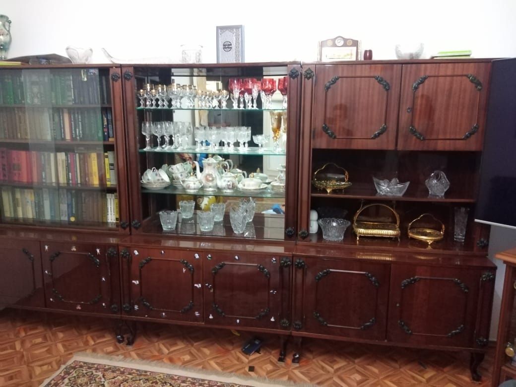 Продам стенку в хорошем состоянии