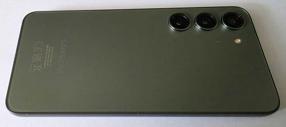 Galaxy S23 (8/256 GB) Olive green - с 11 м. гаранция