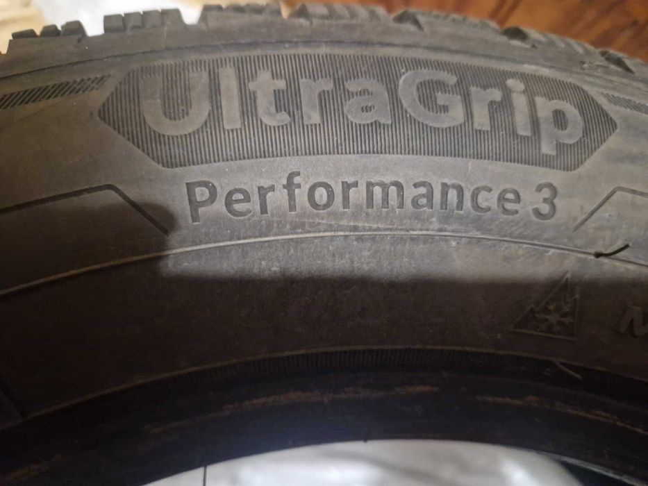 Зимни гуми Goodyear UltraGrip Performance 3 перфектно състояние