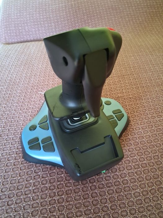 Telecomandă .user manual.avion