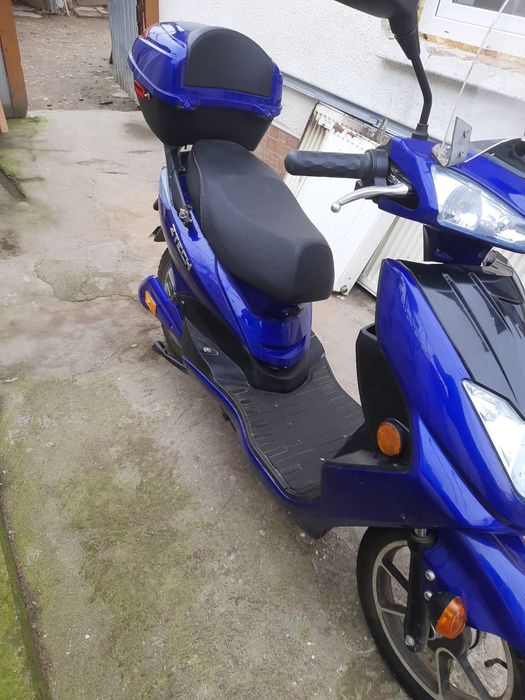 Scuter electric Ztech zt27