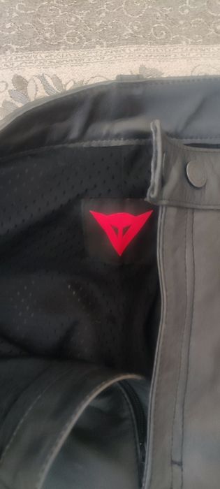 Оригинален кожен панталон телешки бокс тип дънки Даинезе/Dainese