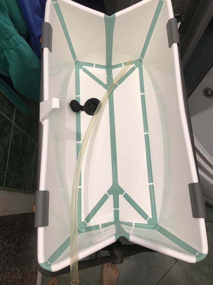 Stokke вана с крака и подложка за новородено - като нови