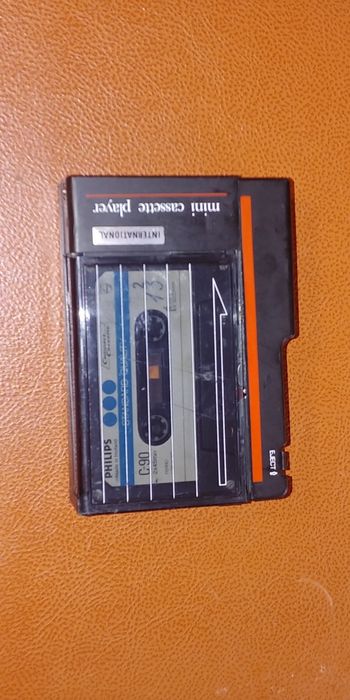 Walkman cu casti stereo