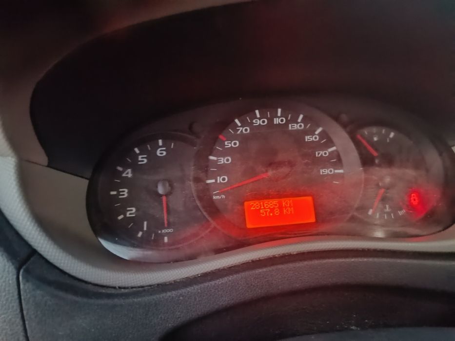 Autoplatforma Renault Master