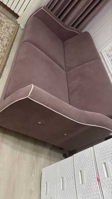 Диван в отличном состояние