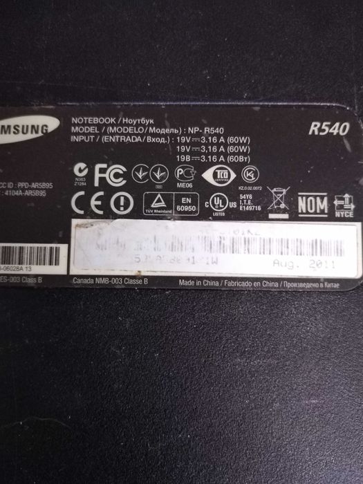 Продам на запчасти ноутбук Samsung R 540