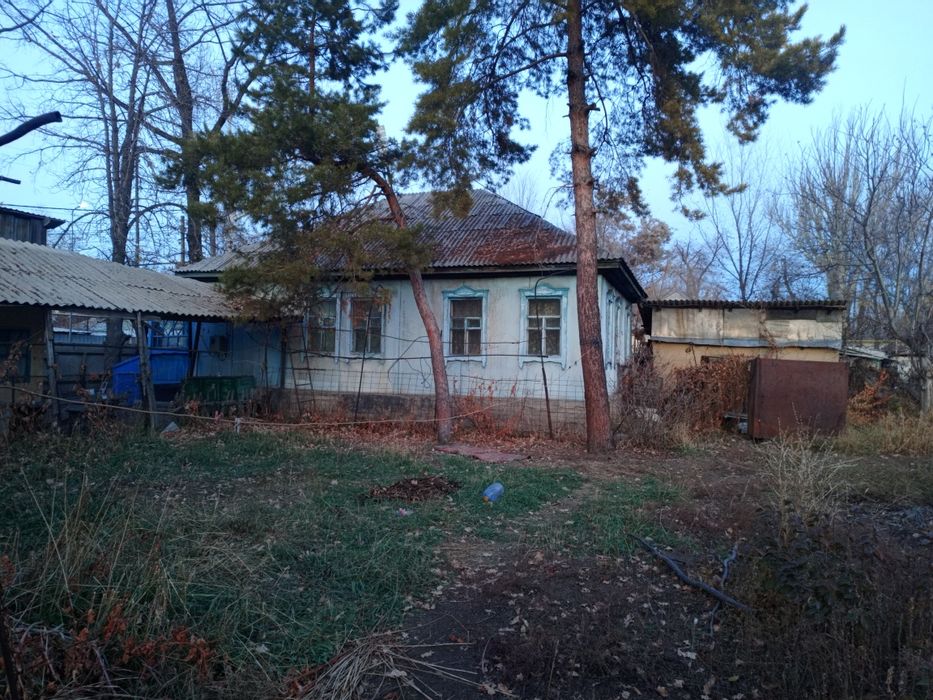 Продаётся дом с участком