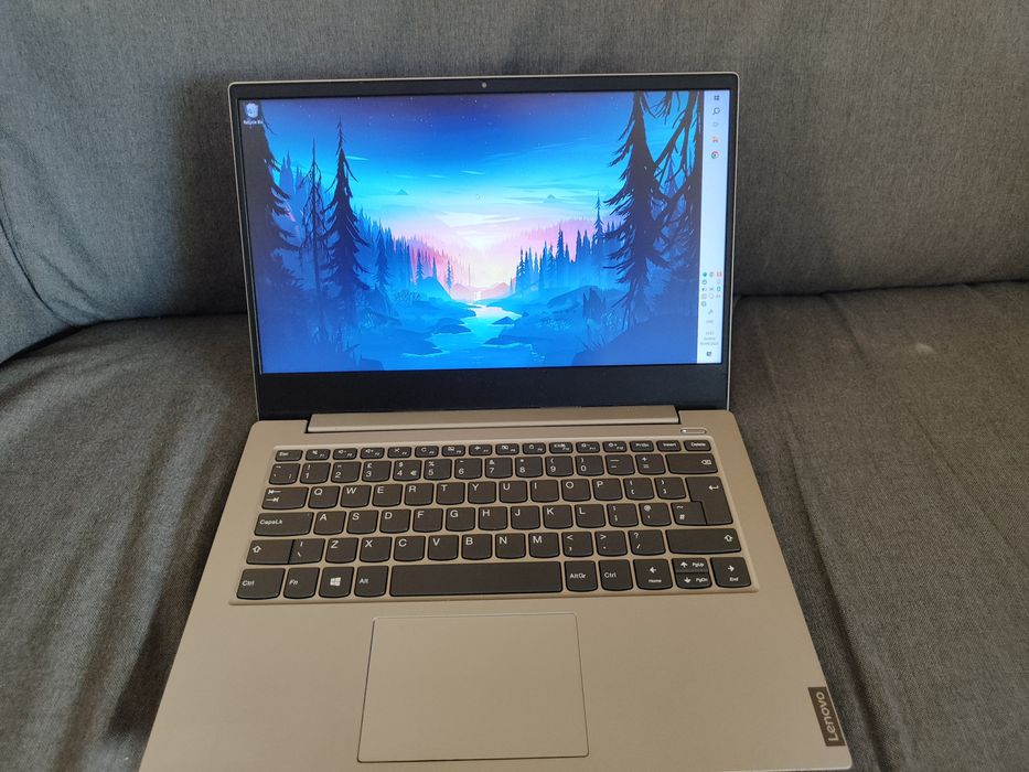 Лаптоп Lenovo s340