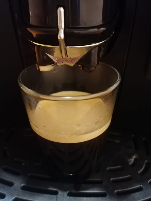 Кафеавтомат Delonghi Magnifica ESAM4000.B ECO