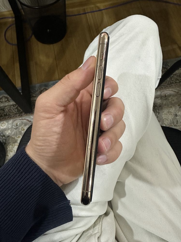 Iphone 11 pro gold