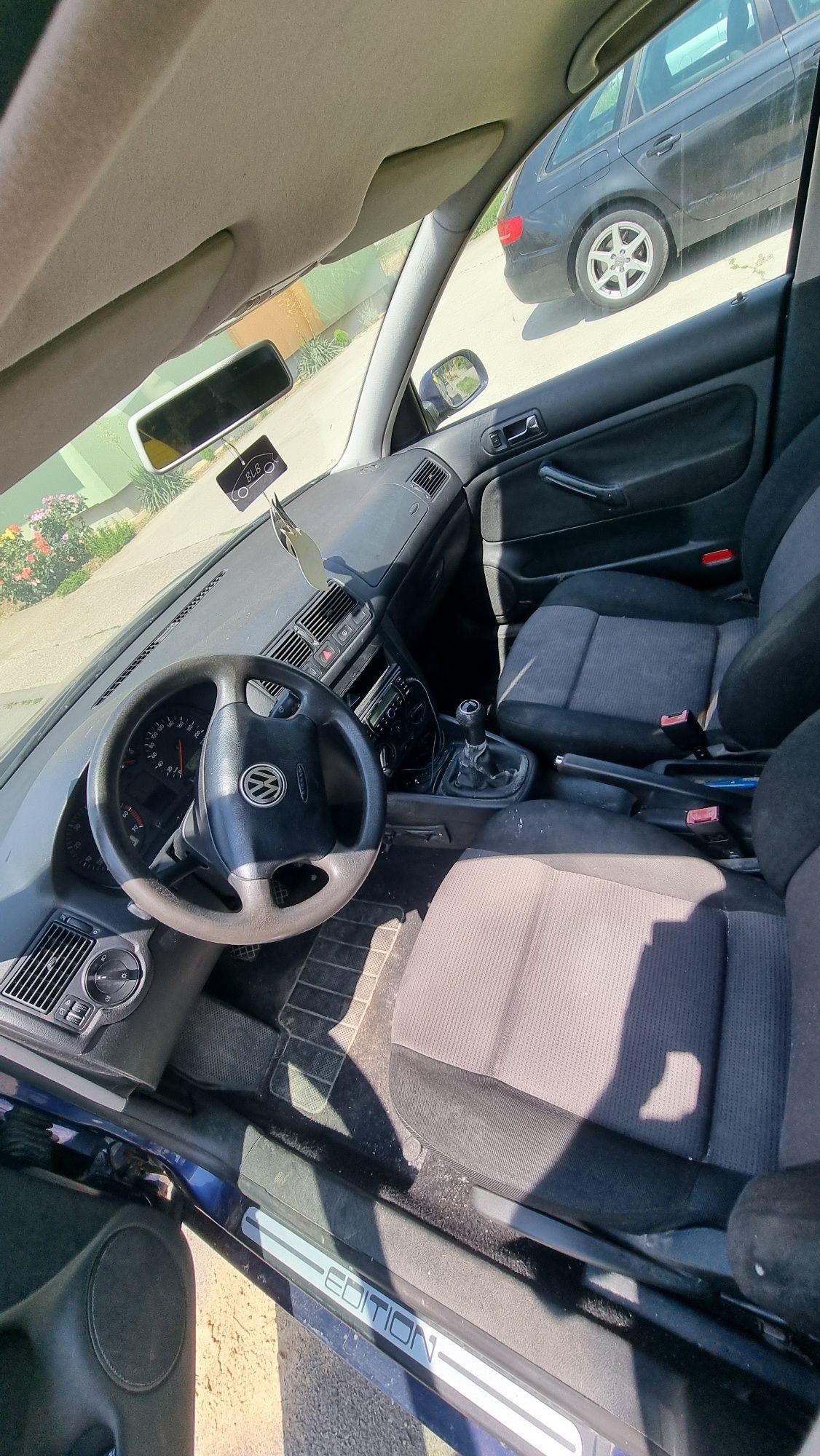 Vând golf 4 1.4 benzina