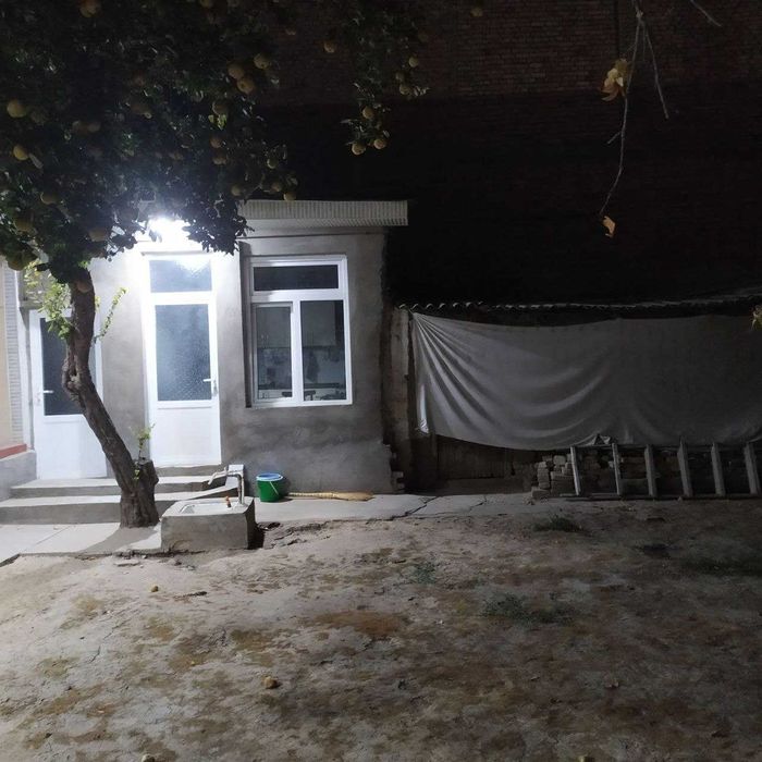 Улица Юсуфа Саккокий 3,8сот, 6 комн, фасад 15метров