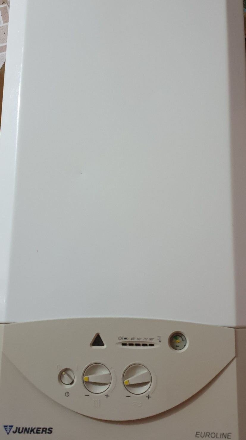 Vas Expansiune Centrală Junkers Euroline Compact ZW23-1/24 Bosch 6Litr