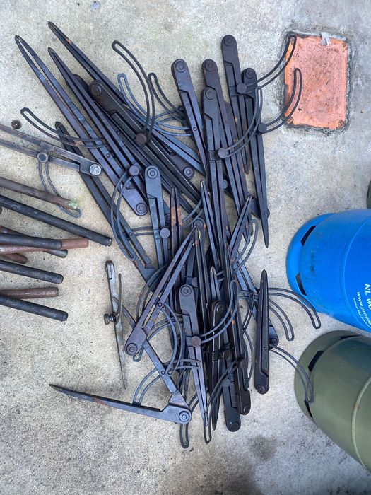 Vând cuțite de strung,portarozi,portfiliera,imbusuri