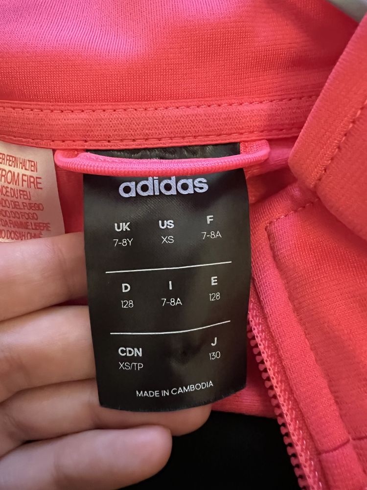 Костюм adidas(7-8 лет)