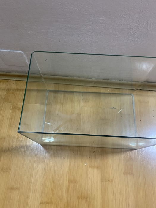 Acvariu din sticla