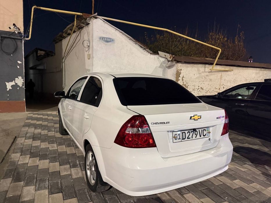 Nexia 3 Avtomat sotiladi