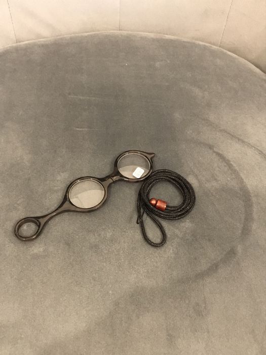 Ochelari pliabili cu snur sau lupa +2,00 /(+4,00)