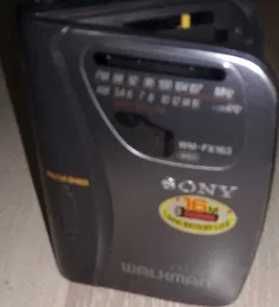 Radiocasetofon Sony portabil(walkman)Bucuresti.Trimit si in provincie.