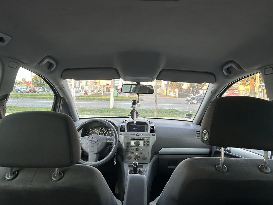 Opel zafira 1.9 cdti