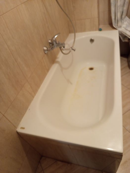 Продам ванну фирма KOLO