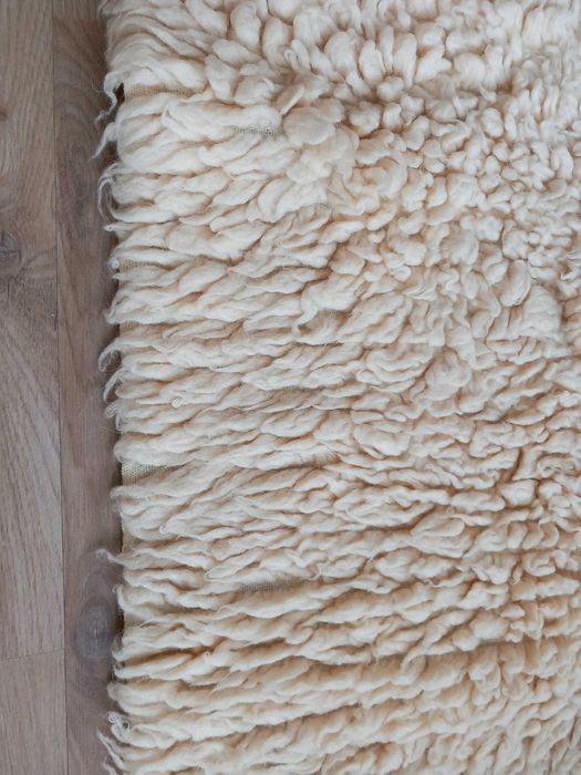 Нов вълнен китеник