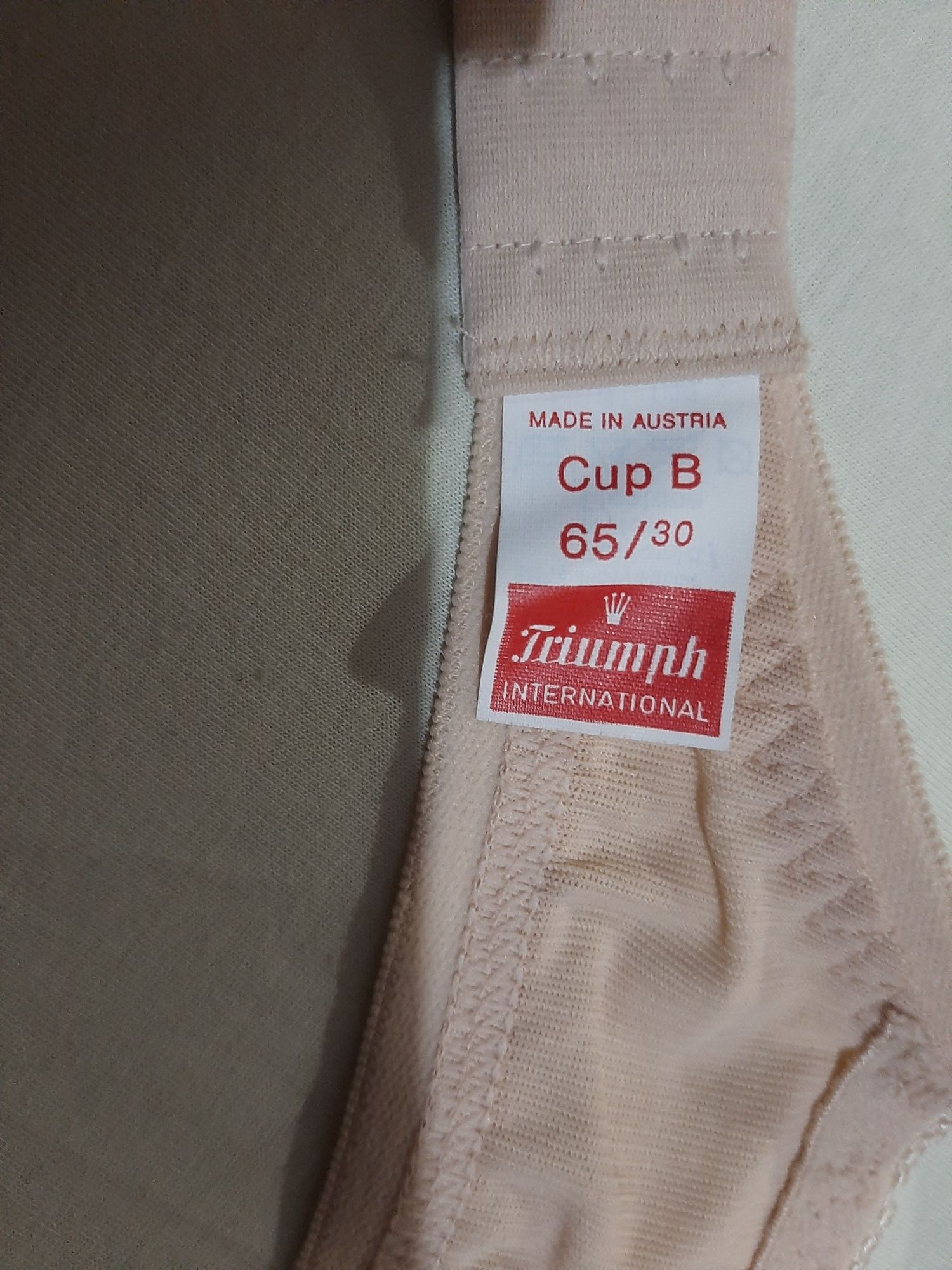 Нови сутиени Triumph, Lindex , C , Ann , H&M