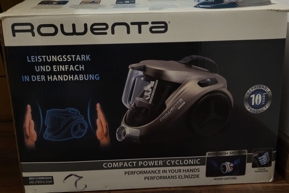 Aspirator fara sac Rowenta Compact Power Cyclonic Animal Care