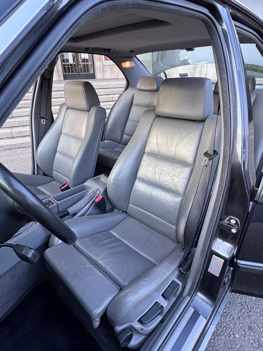 BMW M5 e34 vehicul istoric