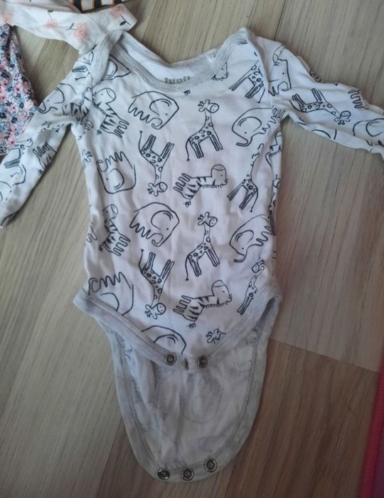 Lot body-uri m 74/80