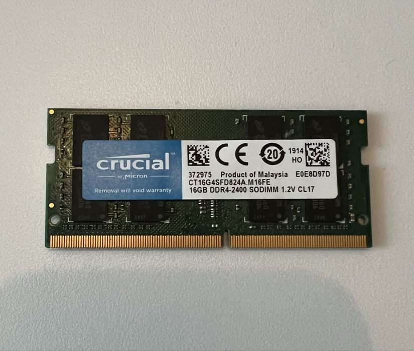 Memorie RAM Laptop 16GB Crucial 2400