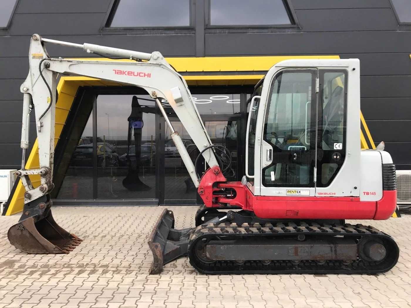Багер Takeuchi TB145