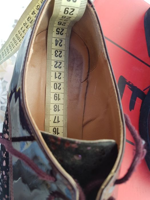 Pantofi dama cu piele întoarsă si lac