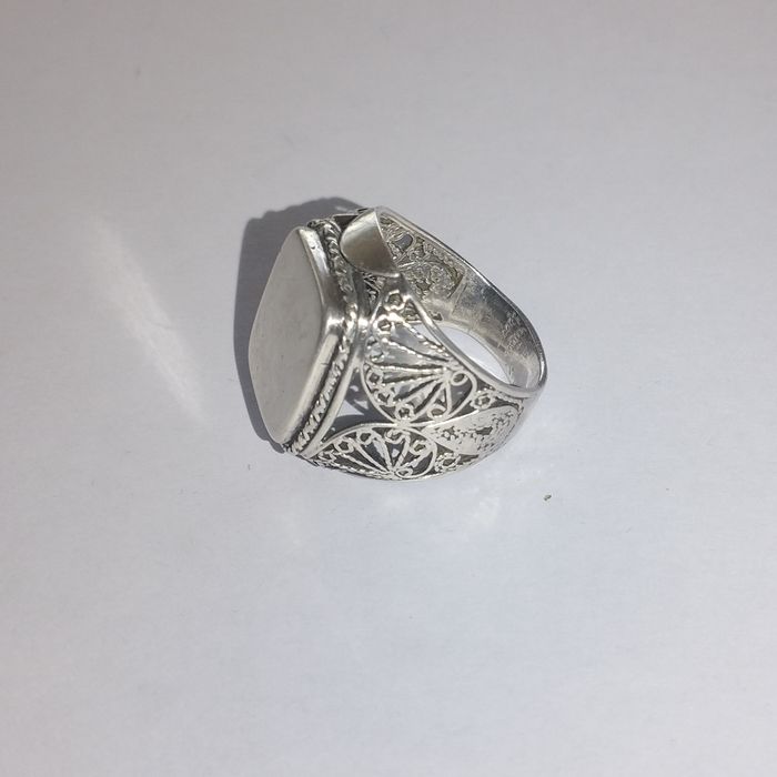 Серебрянный перстень