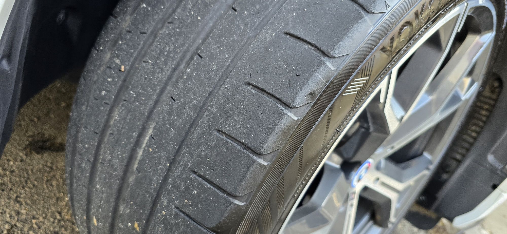 Спорт пакет 315/35R21, 275/40R21